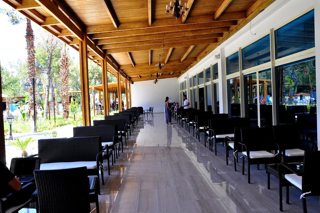 Maya World Hotel All Inclusive Side Luaran gambar